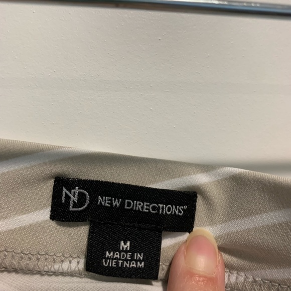 Skirt - Picture 2 of 2